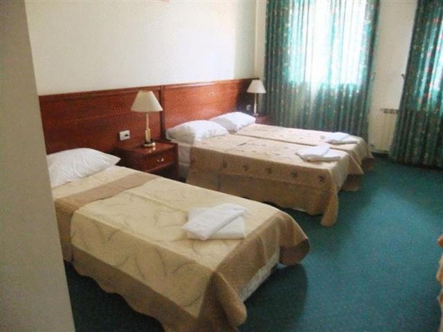 Rosary Sister Guest House Ein Karem 예루살렘 객실 사진