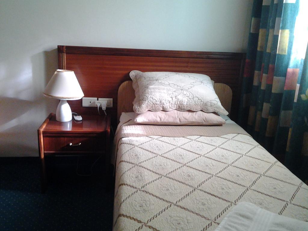 Rosary Sister Guest House Ein Karem 예루살렘 외부 사진