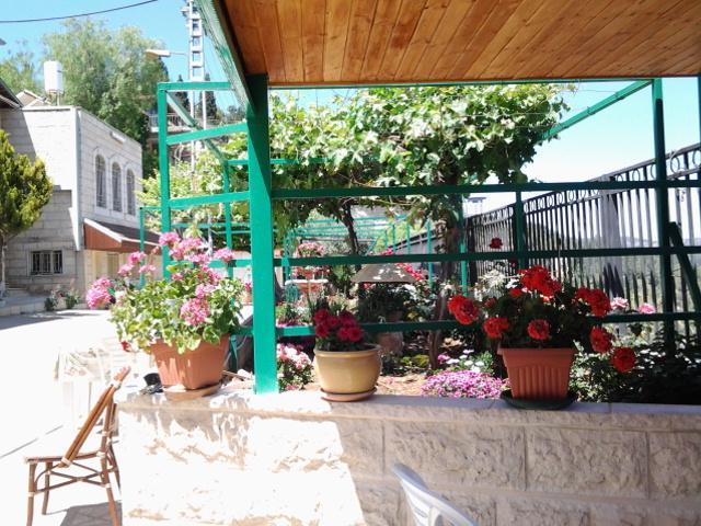 Rosary Sister Guest House Ein Karem 예루살렘 외부 사진