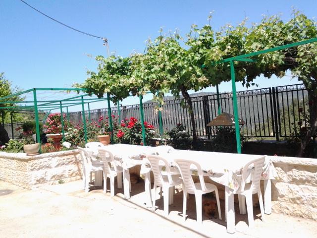 Rosary Sister Guest House Ein Karem 예루살렘 외부 사진